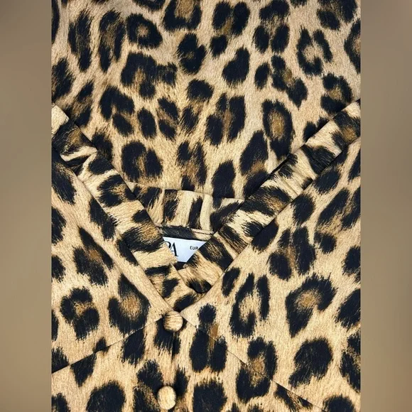NWOT ZARA Leopard Print Mini Dress L
Ruffle Spaghetti Strap Animal Print - Picture 10 of 15
